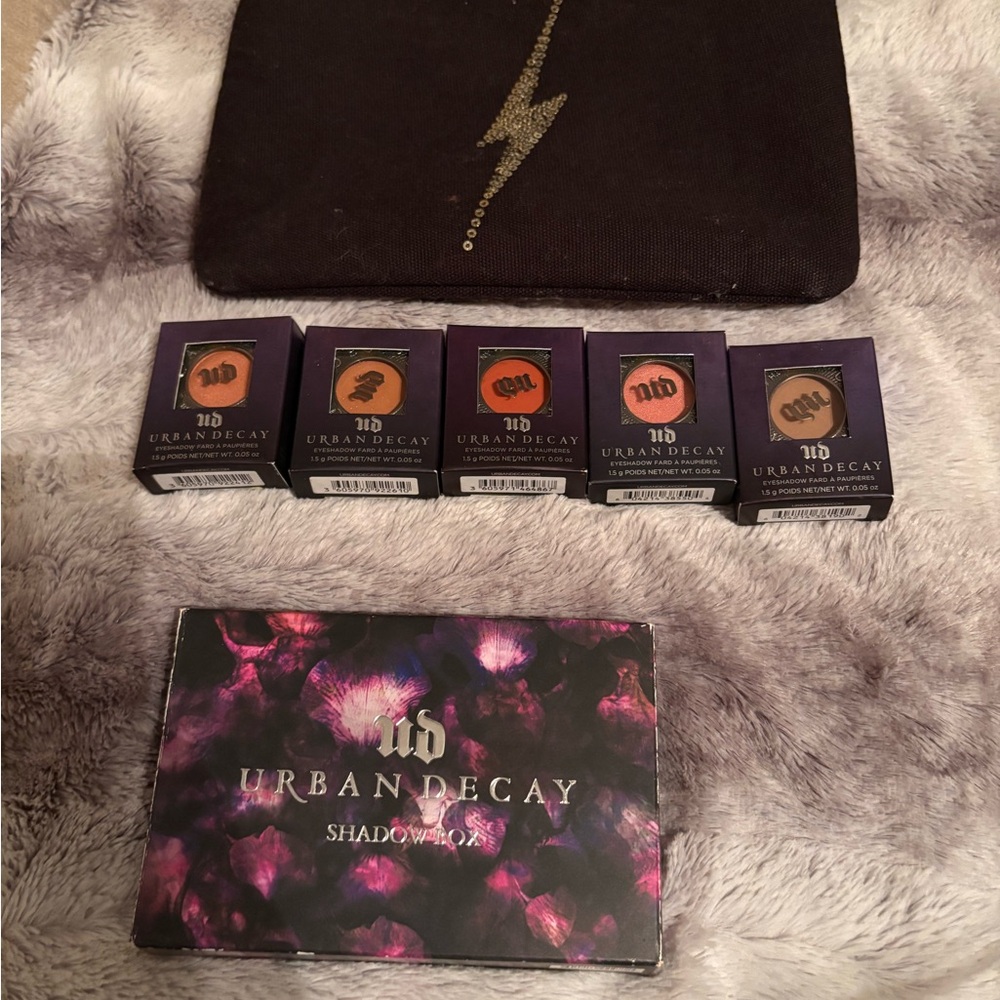 Urban Decay Shadow Box with Bold Shades
